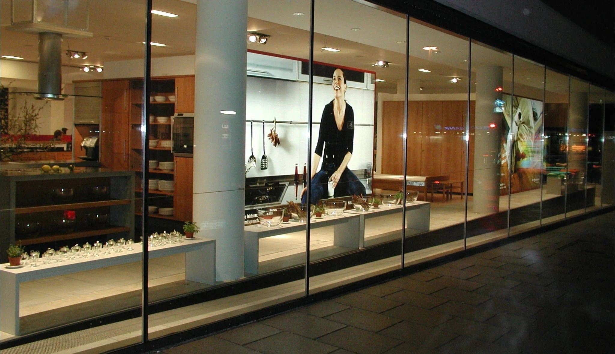 Interior Design, Inneneinrichtung und Einrichtungsberatung für Verkaufsräume, Büros, Hotel und Gastronomie