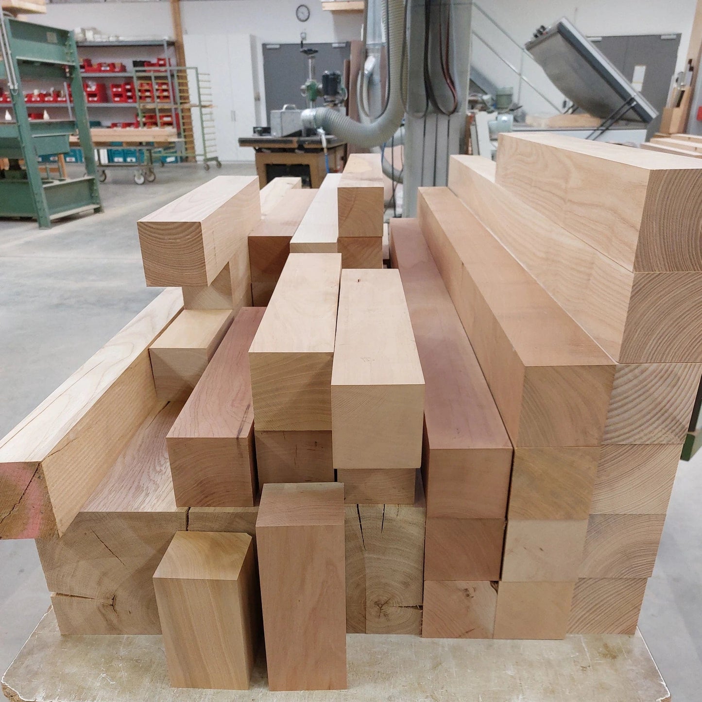Holzmanufaktur Bastelholz Kanthölzer 8 x 8 cm