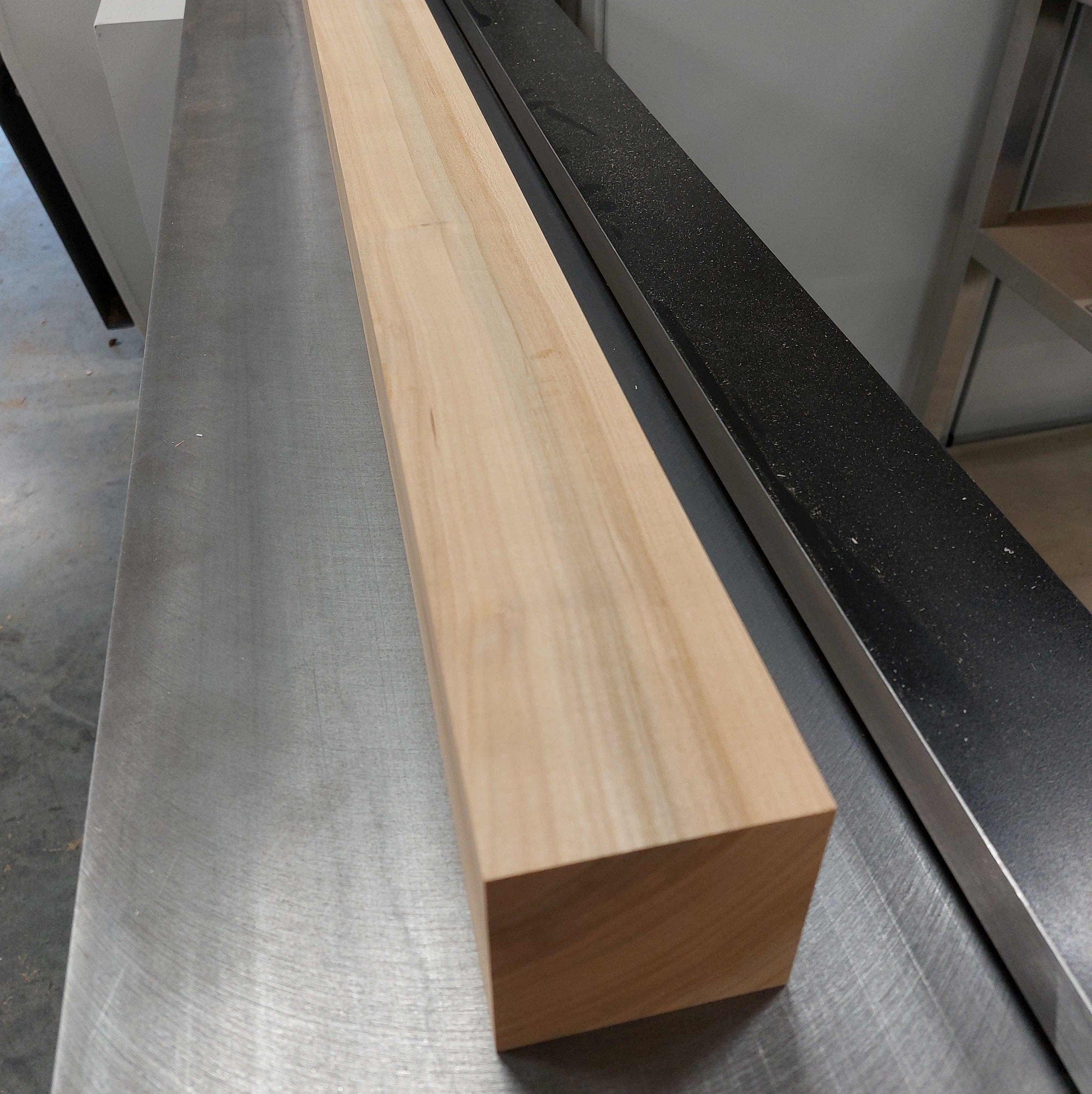 Feldkirsche Bastelholz Kanthölzer 8 x 8 cm gehobelt