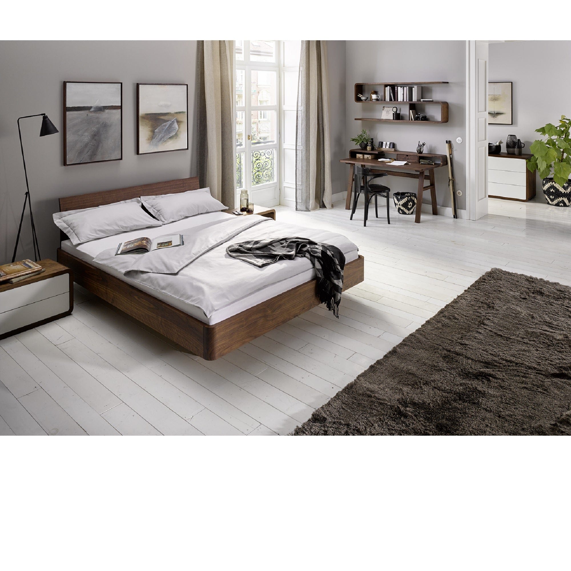 Vollholz Bett 180x200 im Schlafzimmer