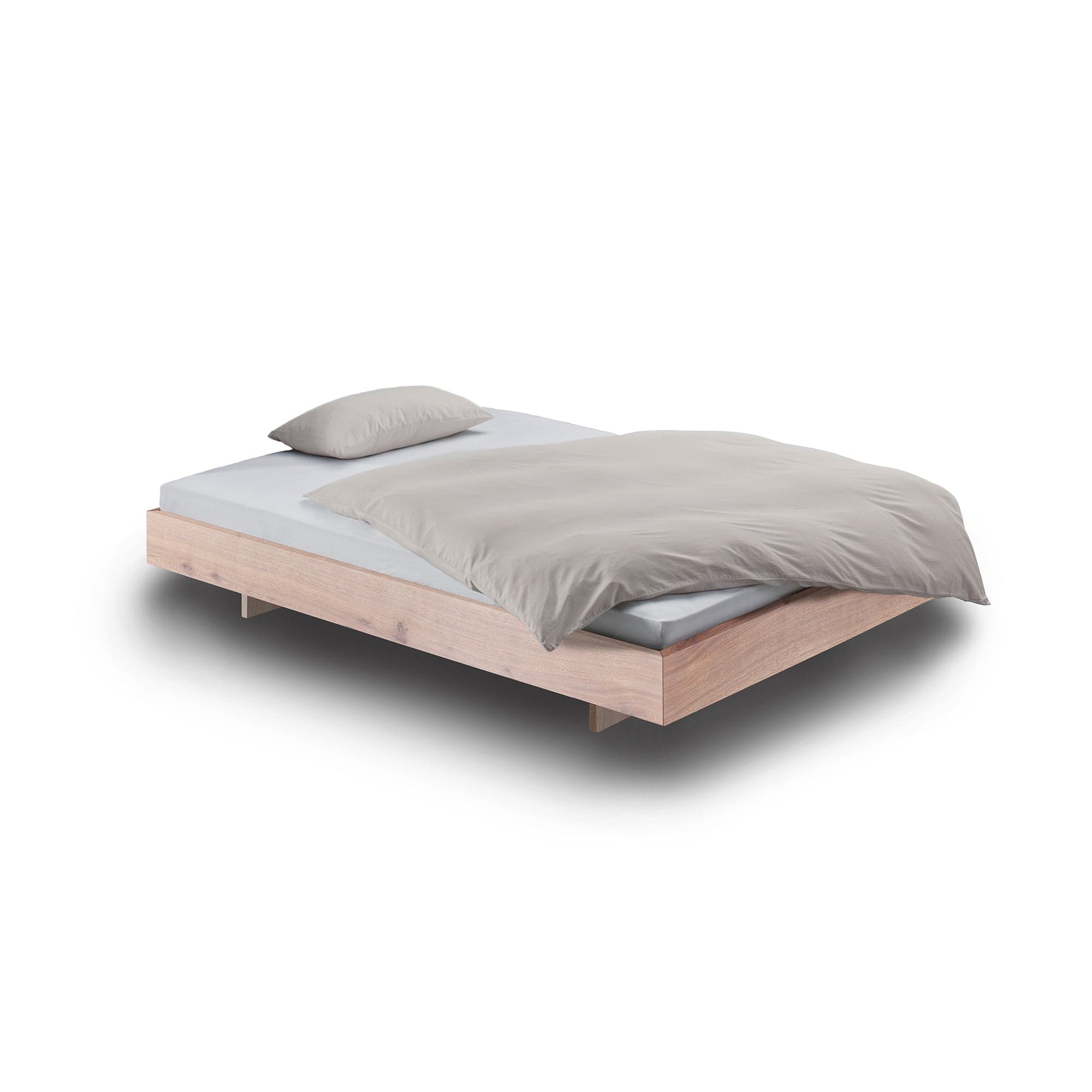 STEP-G Pure Massivholzbett ohne Rückenlehne aus Wildeiche, weiß geölt