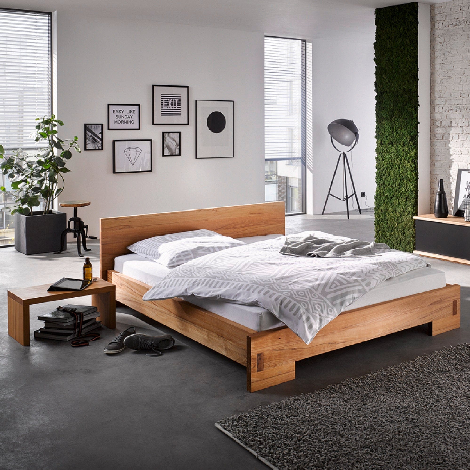 Holzmanufaktur Bett ZEN/10 Massivholzbett Wildeiche 140 x 200 cm