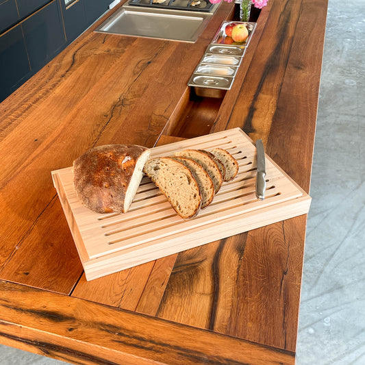 Brotschneidebrett mit Krümelschale und Auffangschale für Profis