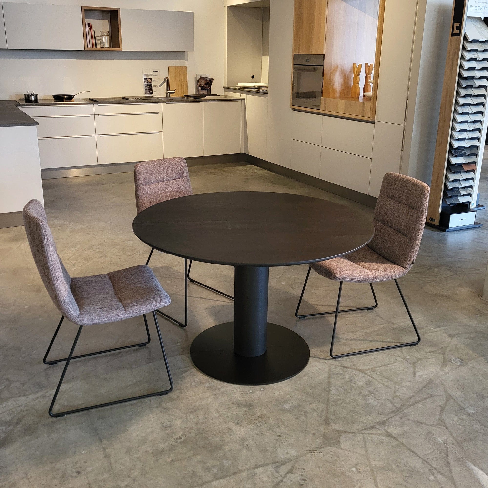 KFF Stuhl ARVA LIGHT mit Drahtkufe ohne Querstrebe Stuhl ARVA LIGHT mit Drahtkufe ohne Querstrebe