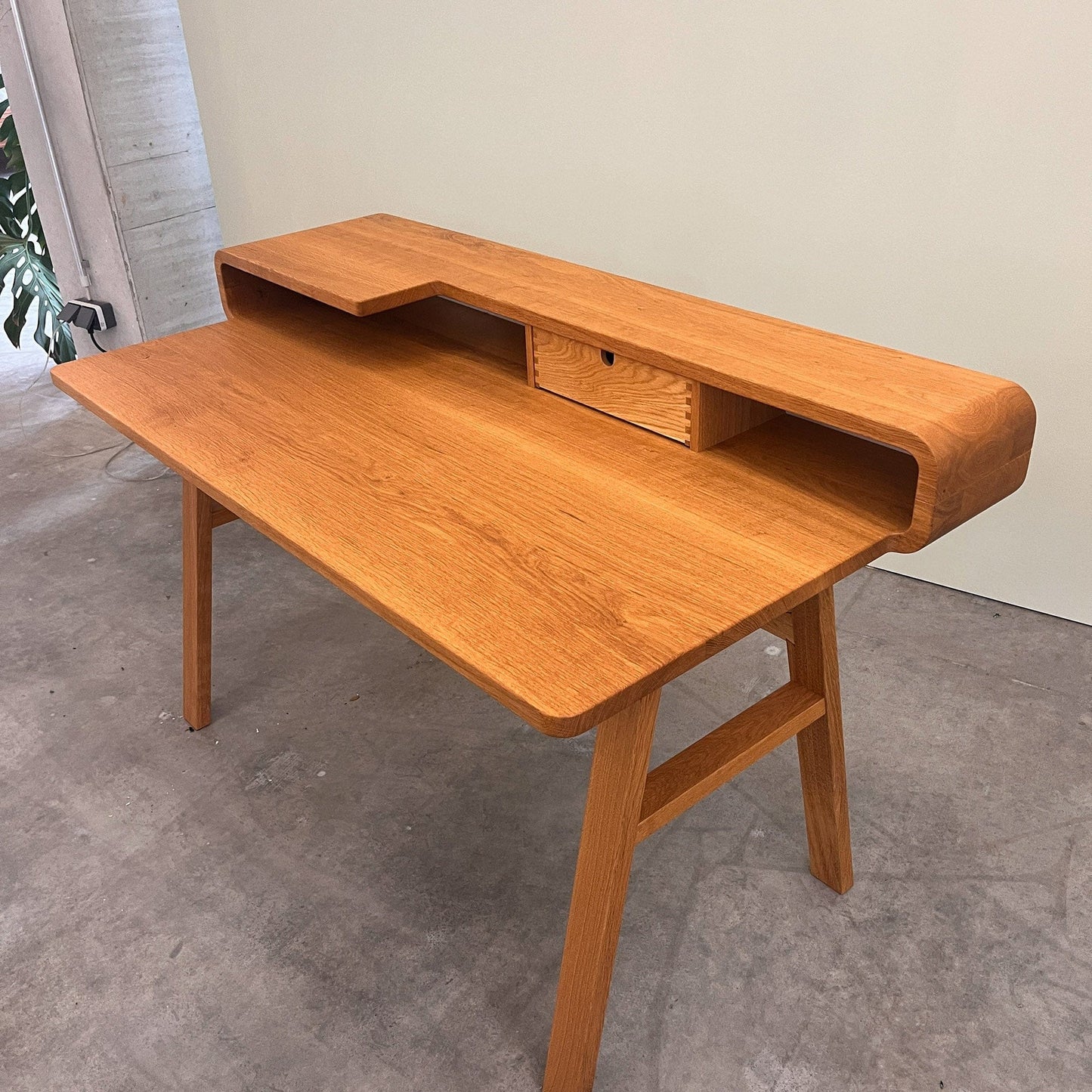 Holzmanufaktur Tisch COM:CI Sekretär Eiche