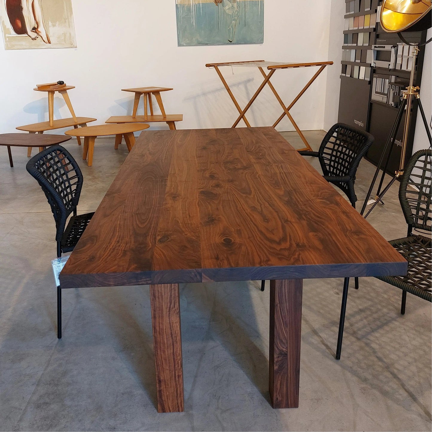 Sale: FLOAT Esstisch, Wildnuss 200x90x75 cm im Abverkauf und Outlet