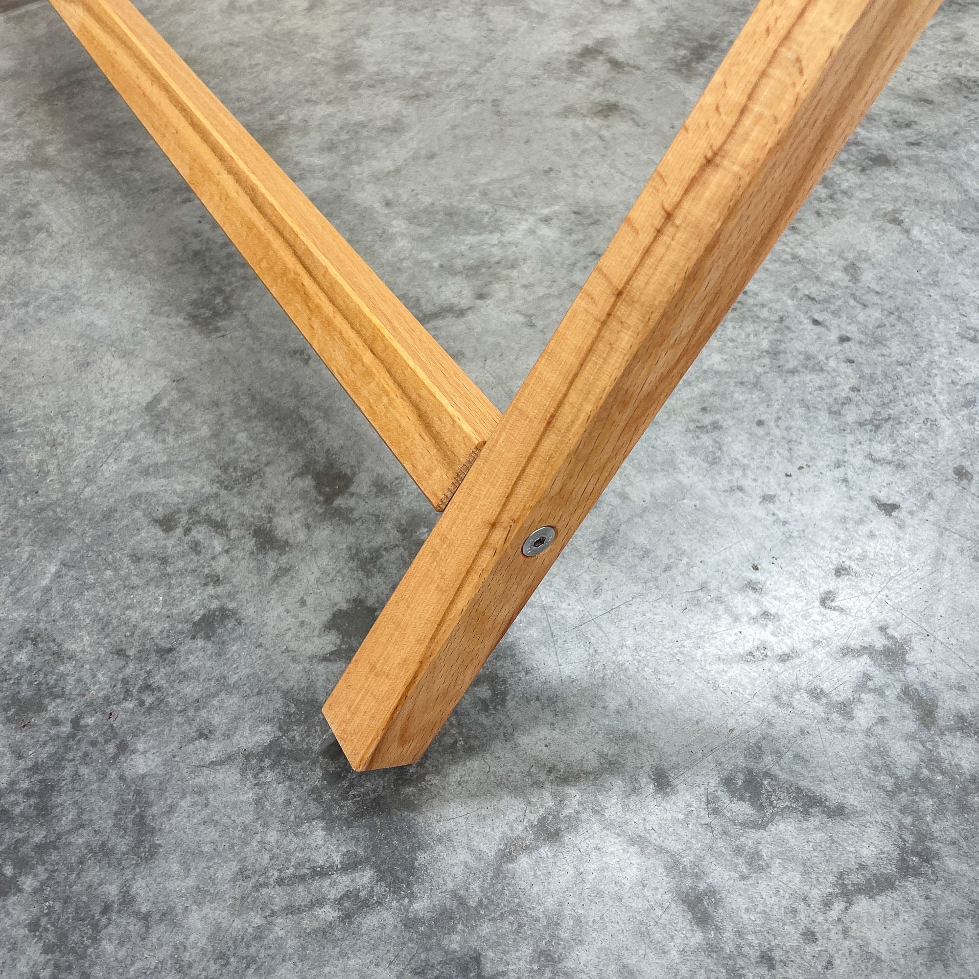 Hochwertiger Design Wäscheständer aus Buchenholz