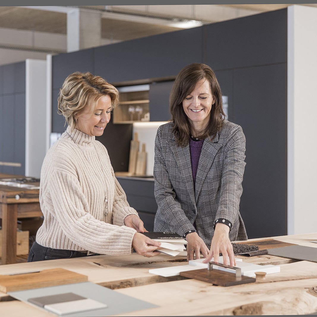 Innenarchitektinnen der Holzmanufaktur für den Raum Stuttgart