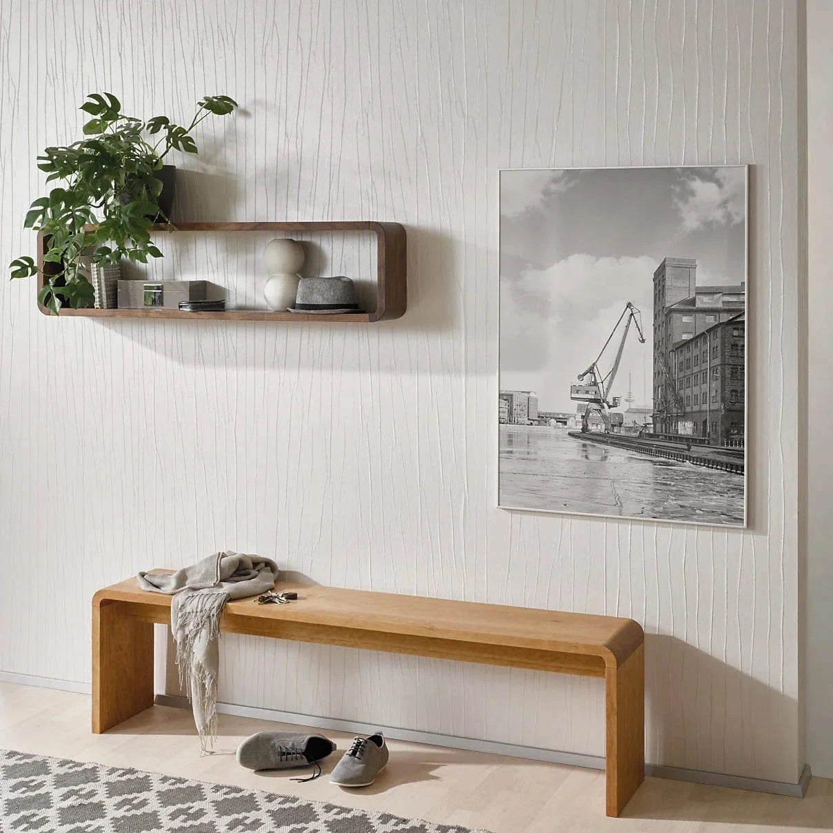 Massivholzbank COM:CI als Garderobenbank