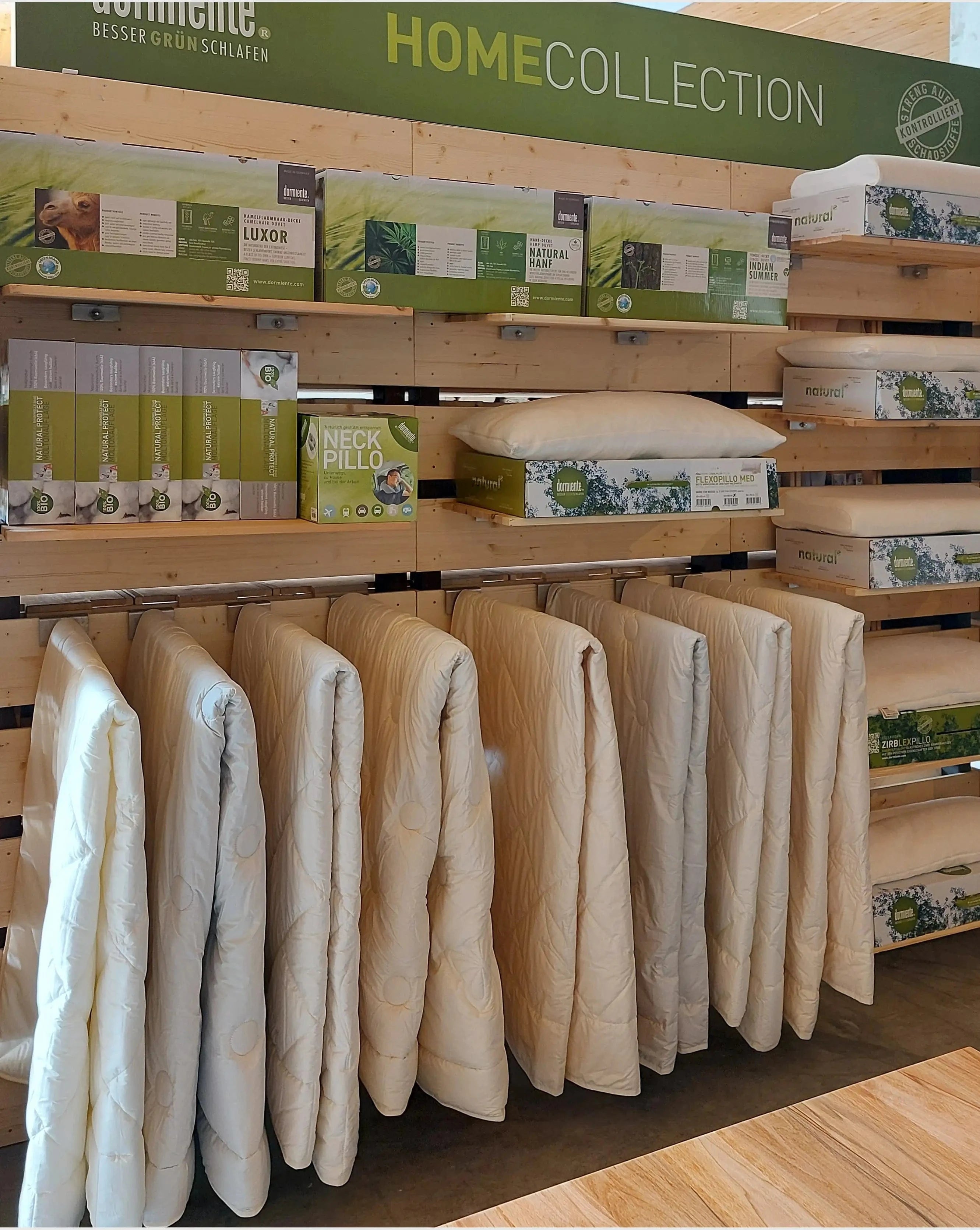 In aller Ruhe Bettdecken, Kissen, Bettwäsche, Naturmatratzen & Naturlatex Matratzen kaufen.  Beratung und Probeliegen im Matratzengeschäft Nähe Stuttgart und Ludwigsburg