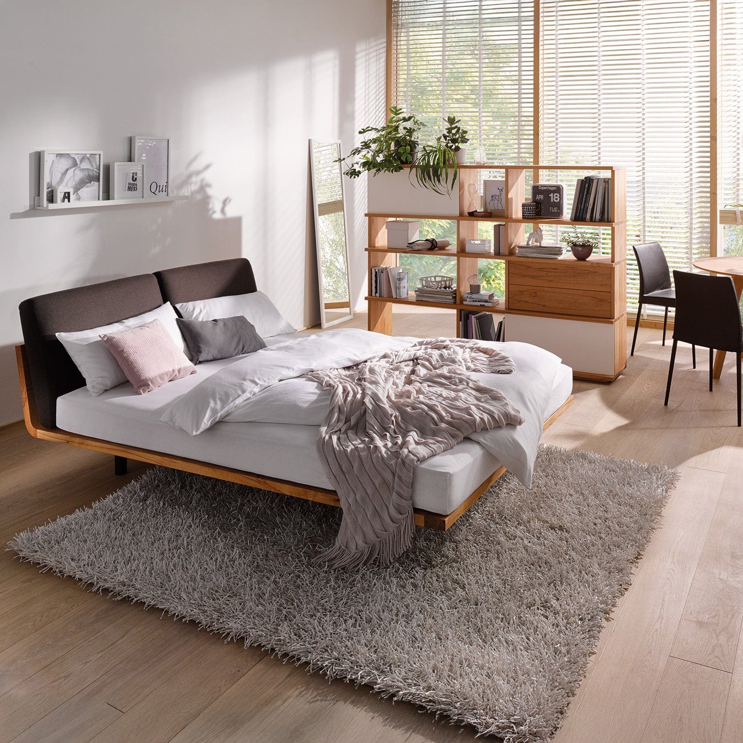 Schlafzimmermöbel aus Massivholz in der Holzmanufaktur Möglingen