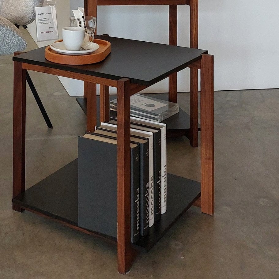 Holzmanufaktur Beistelltisch CONE Beistelltische, Nussbaum & HPL