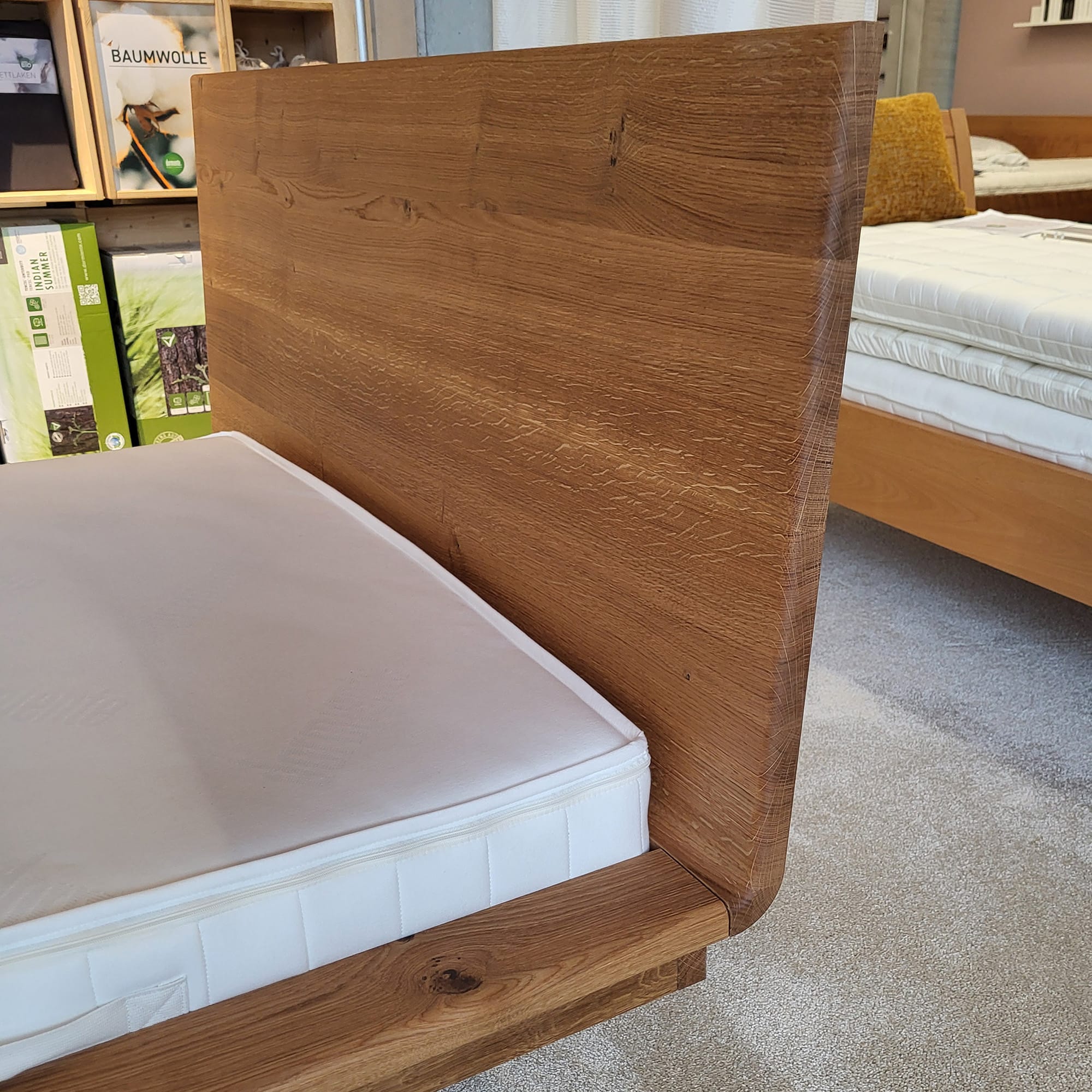 Holzmanufaktur MATIS XL Wildeiche massiv, 140 x 200 cm MATIS XL Massivholzbett Wildeiche 140 x 200 cm