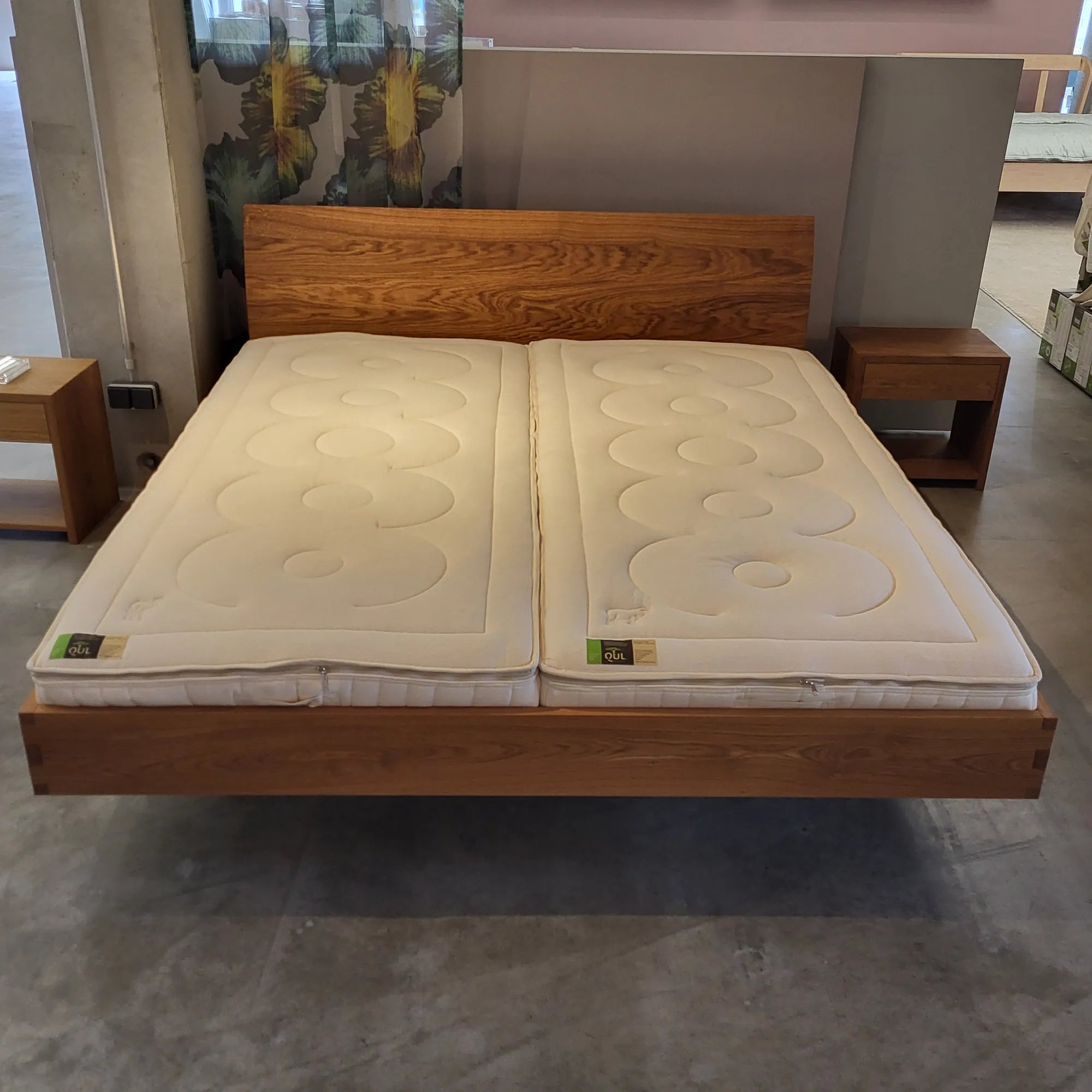 Holzmanufaktur PADIO Bett mit Lehne BOW XL Wildeiche gebürstet 180 x 200cm Bett PADIO BOW XL  Wildeiche gebürstet 180 x 200cm