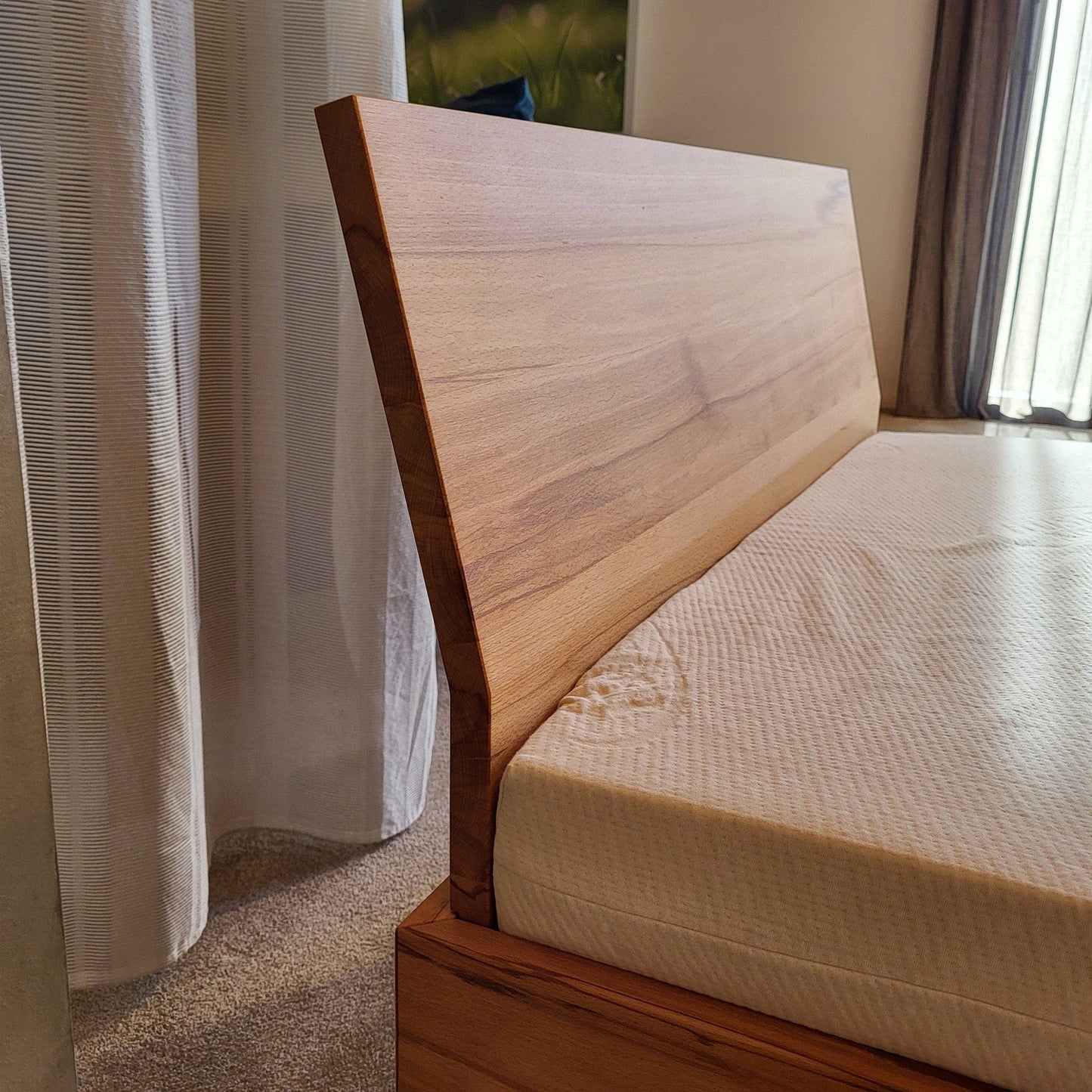 Holzmanufaktur STEP-G XL Massivholzbett Kernbuche 120 x 200 cm (Ausstellungsstück) Bett STEP-G XL mit RL gewinkelt