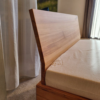 Holzmanufaktur STEP-G XL Massivholzbett Kernbuche 120 x 200 cm (Ausstellungsstück) Bett STEP-G XL mit RL gewinkelt