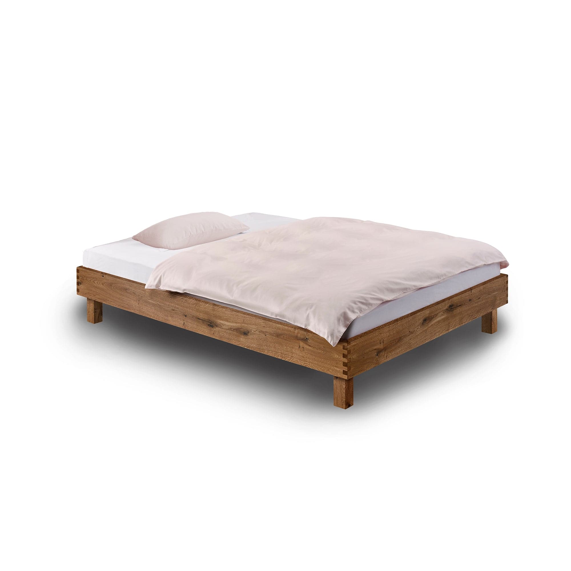 STEP-X PURE Massivholzbett gezinkt ohne Kopfteil aus Wildeiche