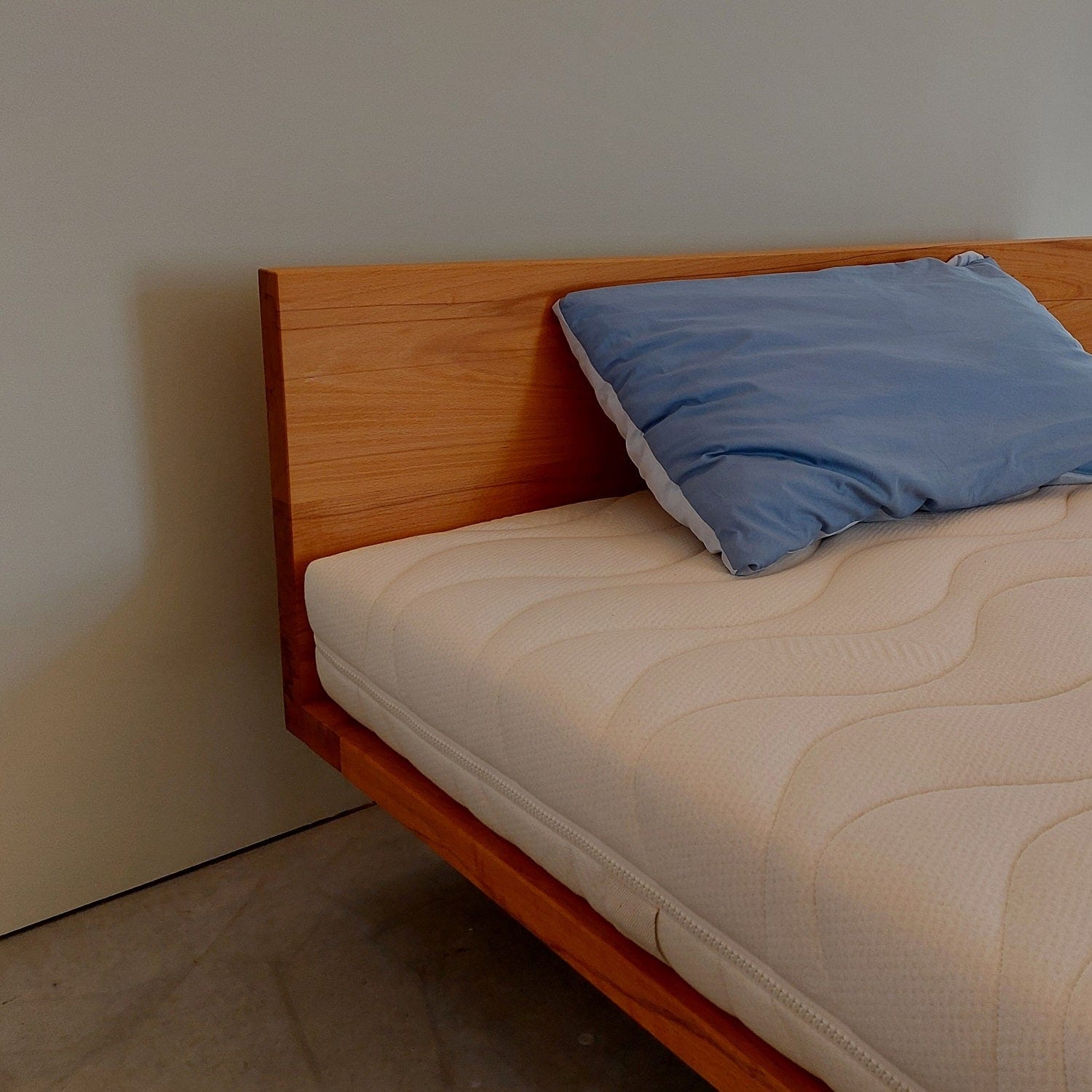 Holzmanufaktur Bett SWING Bett Kernbuche massiv, 140 x 200 cm