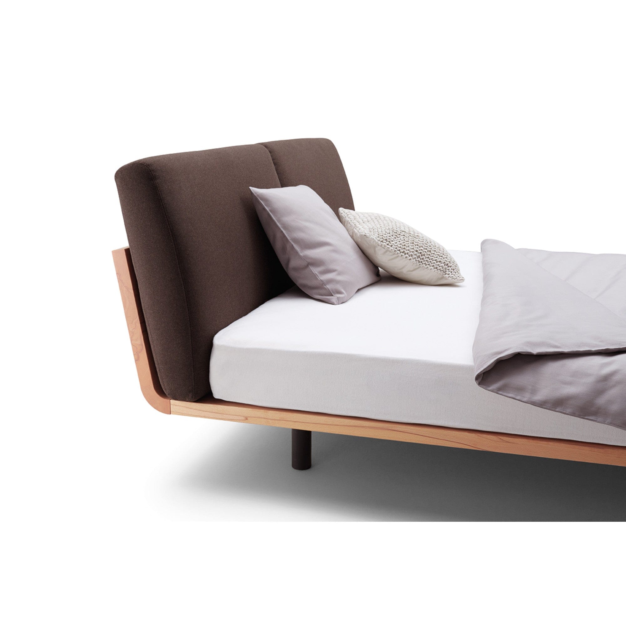 Massivholzbett 180x200 Kernbuche mit Kissen inkl. Lattenroste