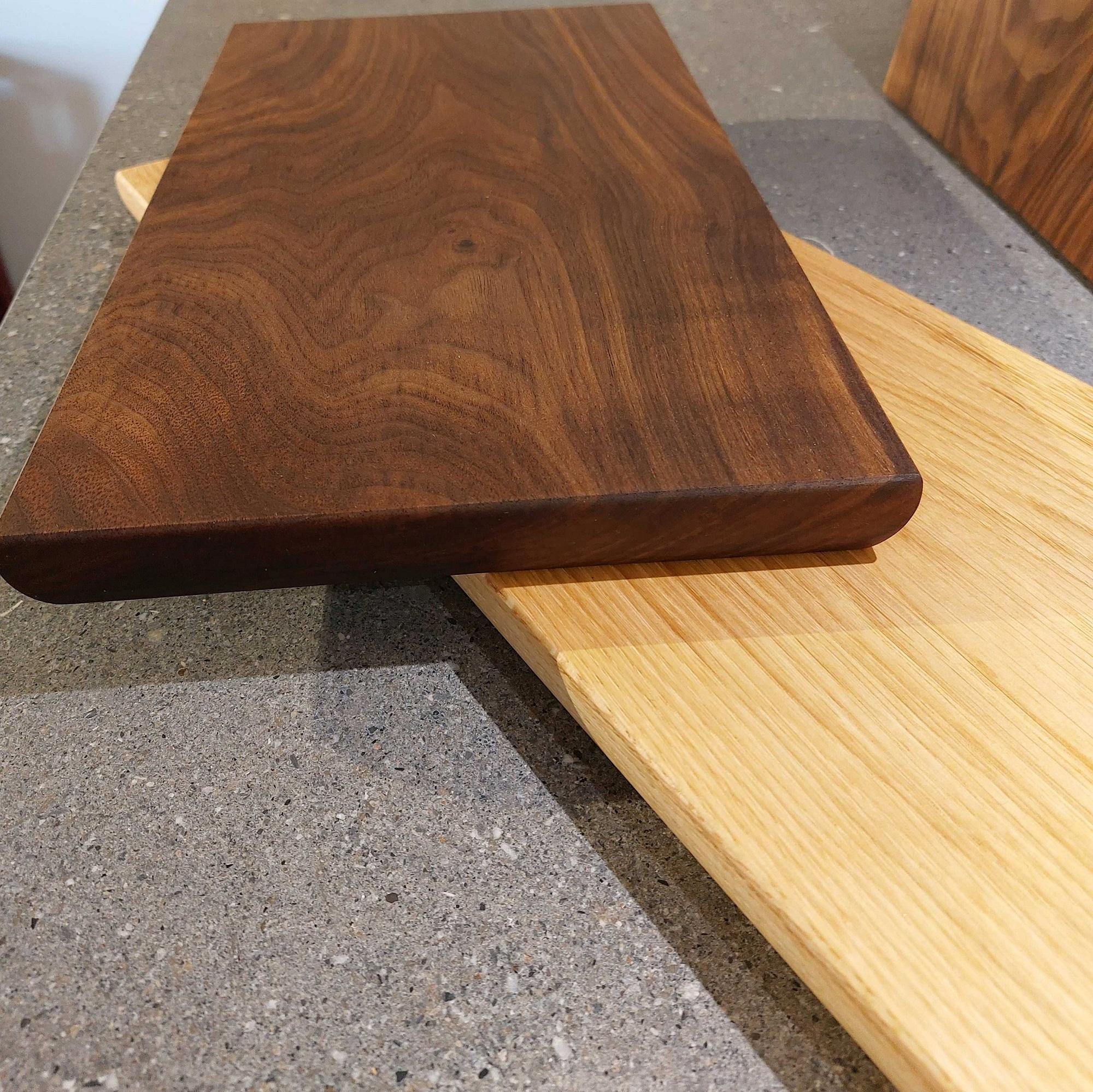 Holzmanufaktur Brotschneidebrett Schneide-Servierbrett Holz Schneidebretter