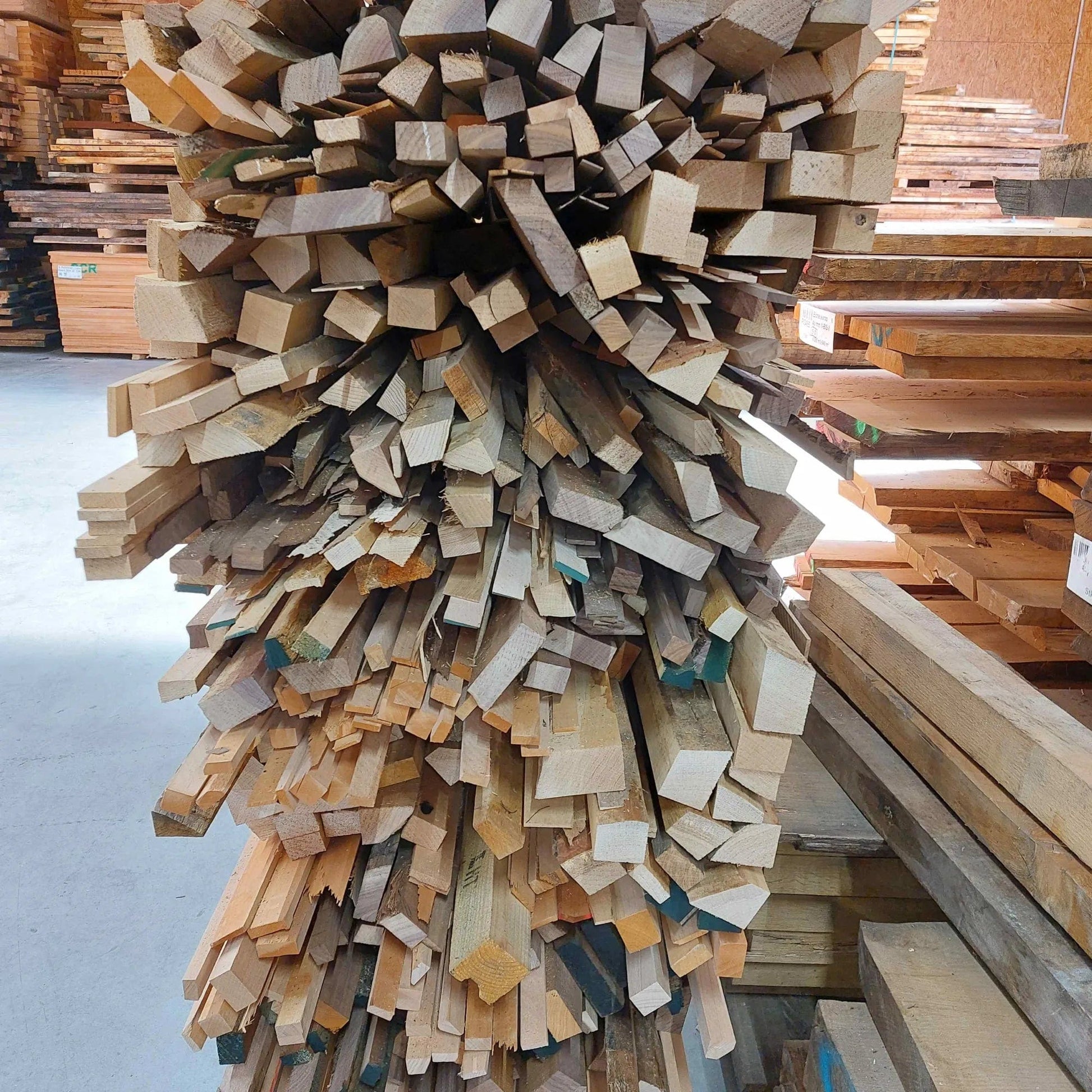 Holzmanufaktur Massivholz Brennholz zur Abholung