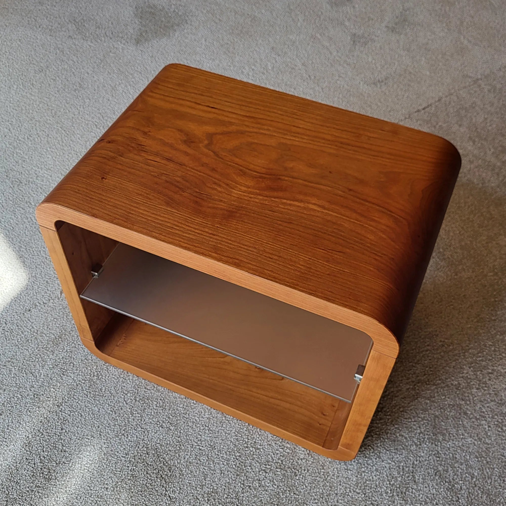 Holzmanufaktur Beistelltisch COM:CI XL mit Mattglasboden Beistelltisch COM:CI XL mit Mattglasboden,