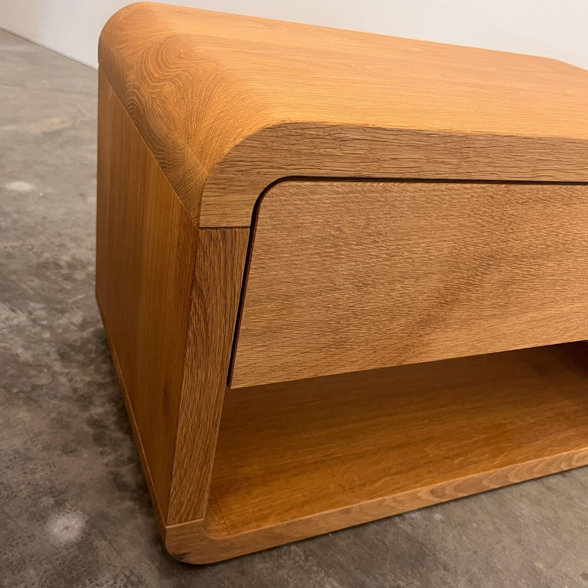Holzmanufaktur Nachttisch COM:CI Nachttisch mit einem Schubkasten Eiche