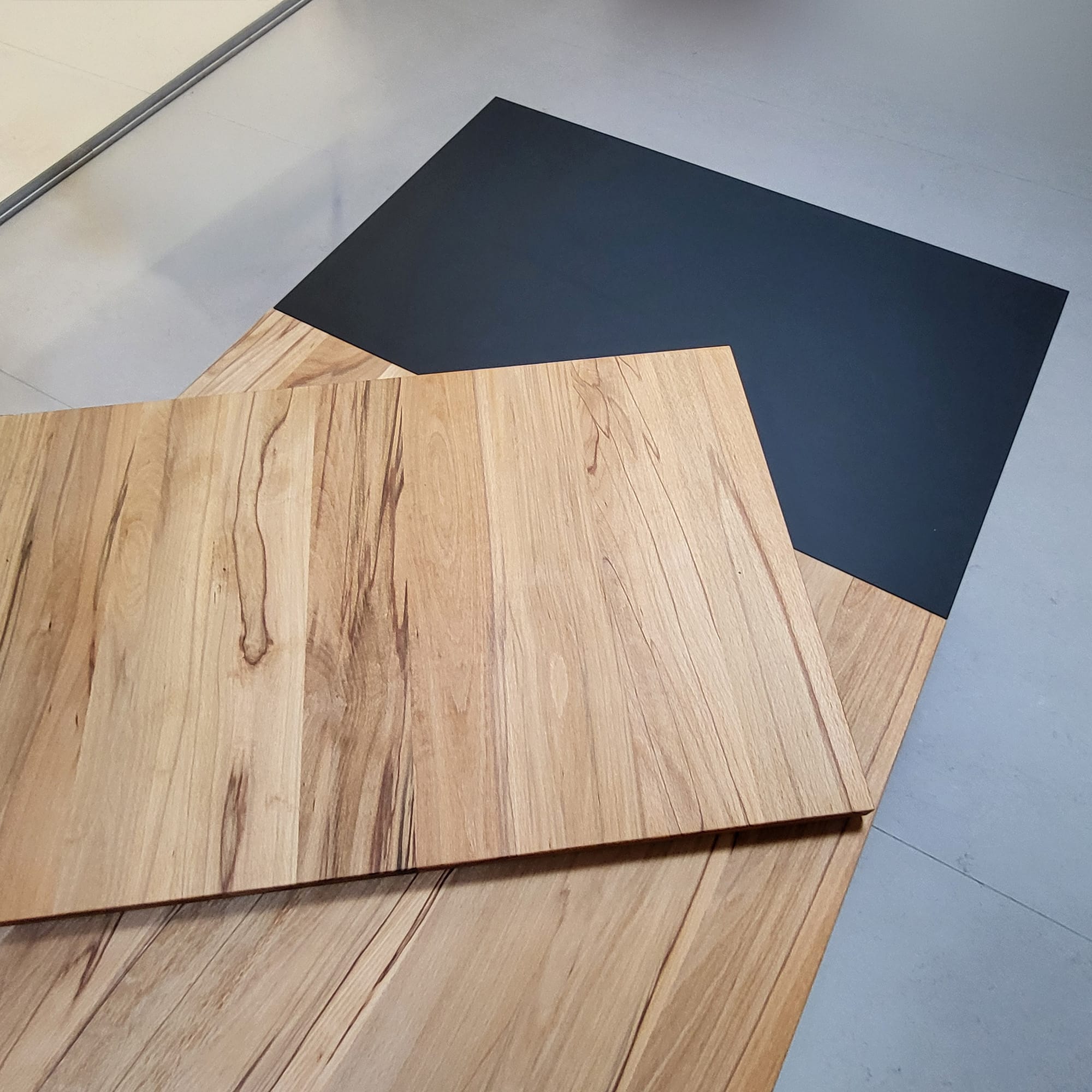 Holzmanufaktur Tisch ZOOM ausziehbar, Kernbuche mit zwei Einlagen Tisch ZOOM ausziehbar, Kernbuche mit zwei Einlagen