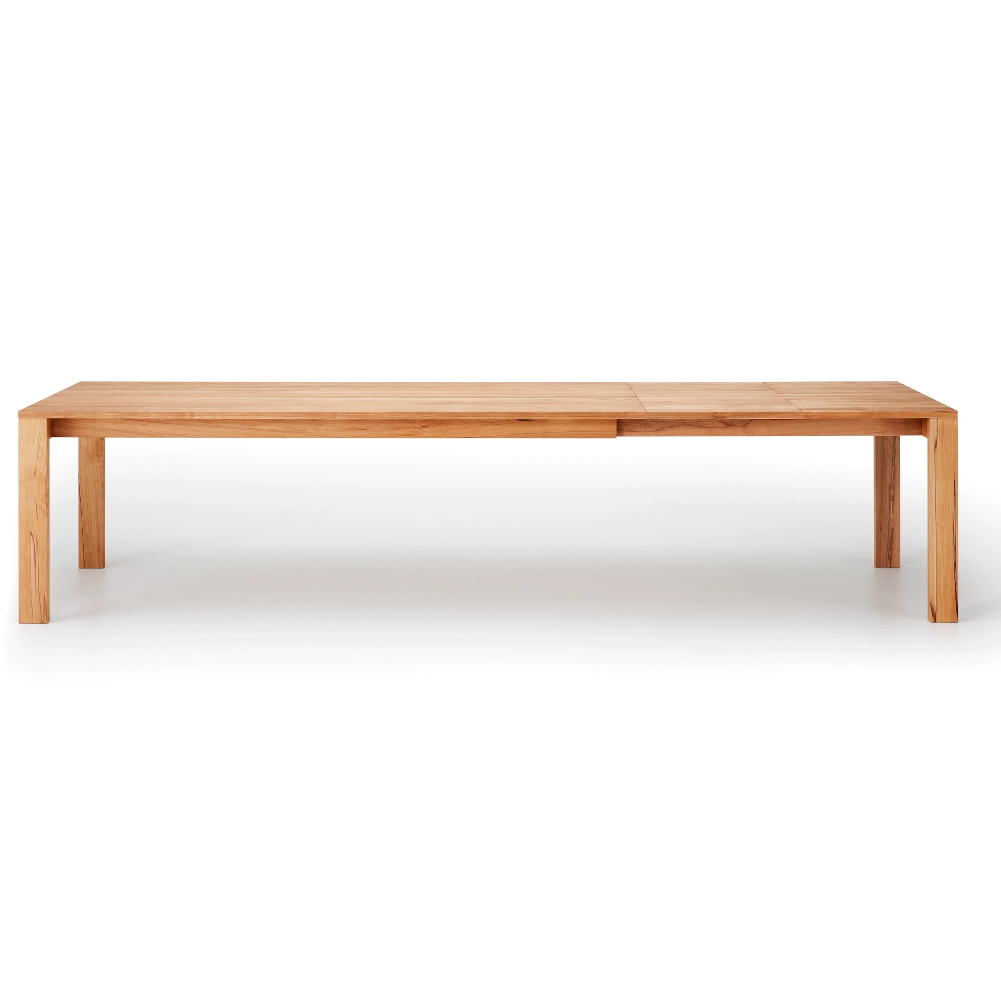 Ausziehbarer Esstisch aus Massivholz mit zwei Einlegeplatten in Kernbuche